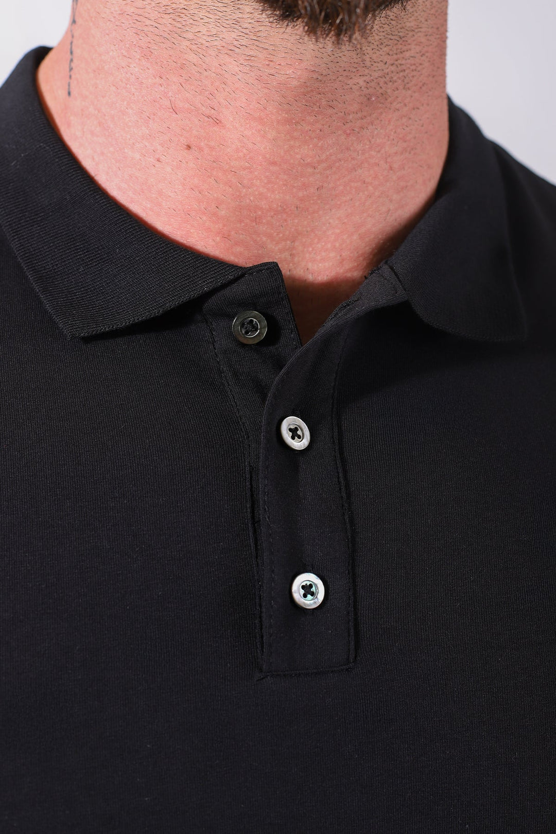 Top corto tipo polo ajustado - Negro